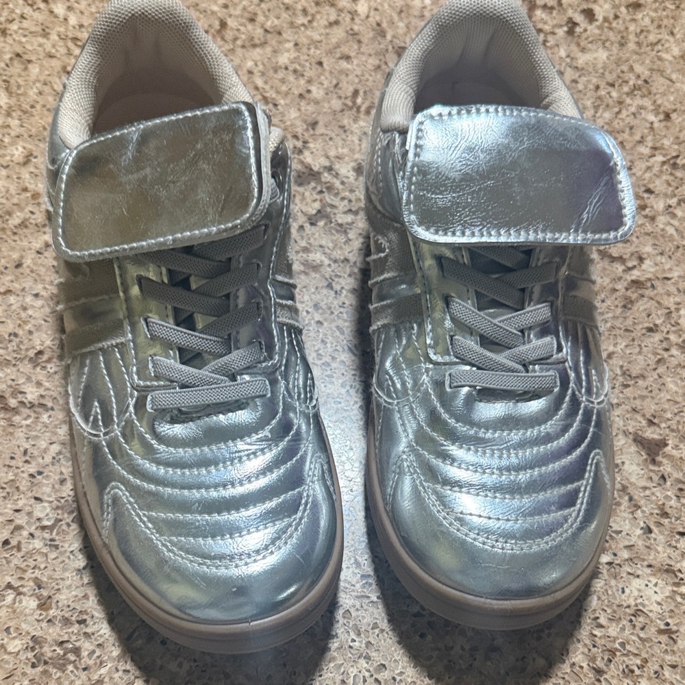 Steve Madden Kids Shimmering Silver Sneakers